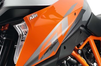 KTM 1290 Super Duke GT 2016 - Bild 32 KTM 1290 Super Duke GT 2016 - Bild 32